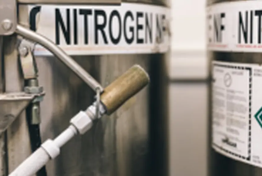 Protocolos de seguridad para el uso de equipos de laboratorio